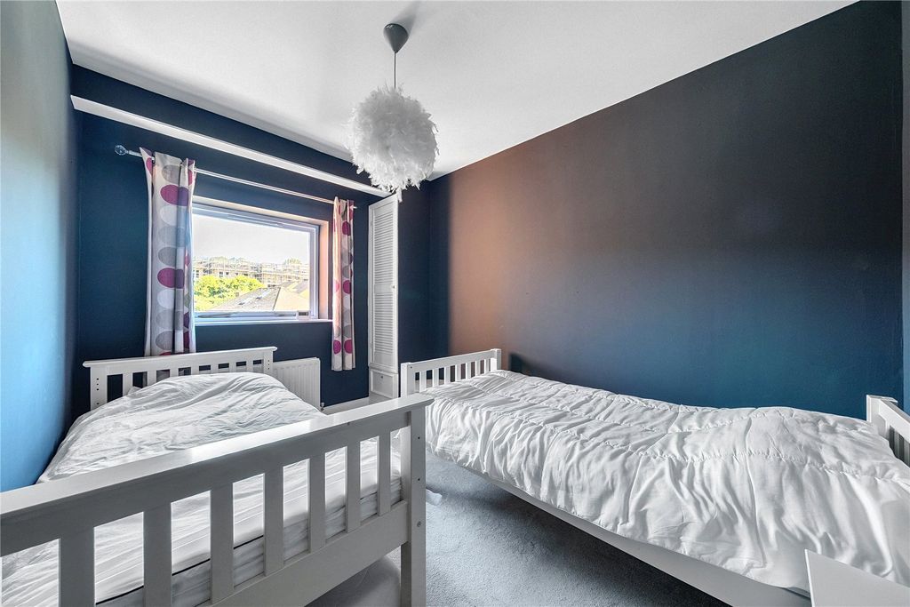 Additional image 12 of 2 bed flat to rentOld Mill Close, St Leonards, Exeter EX2