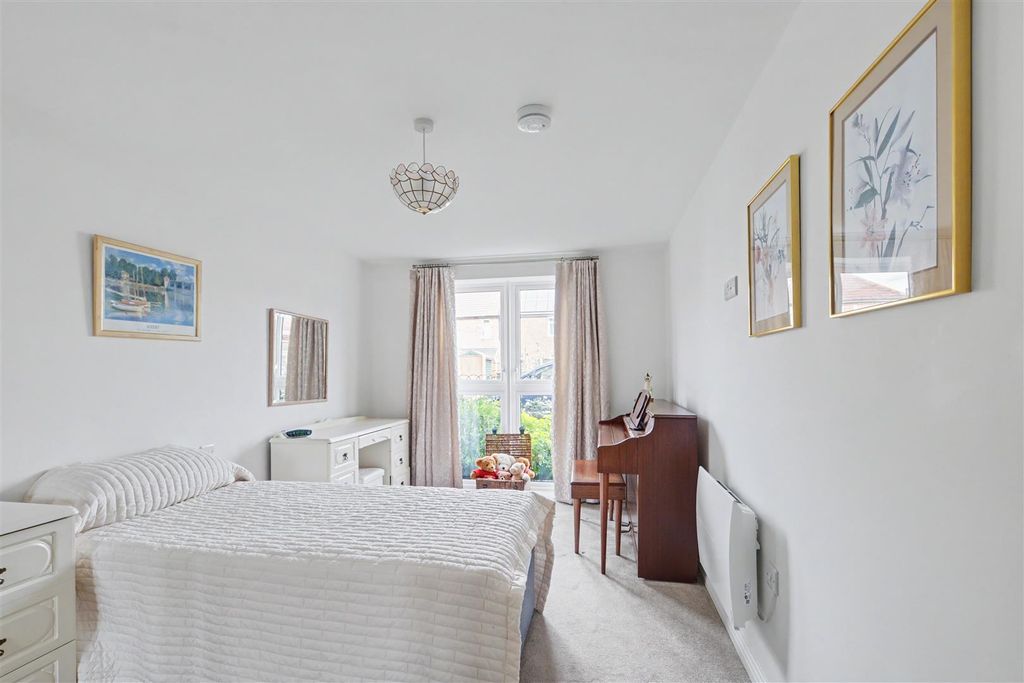 Additional image 6 of 1 bed flat for sale9 Gilbert Lodge, Wilmot Lane, Beeston, Nottingham NG9