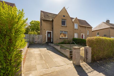 50 Fernieside Crescent, Edinburgh EH17