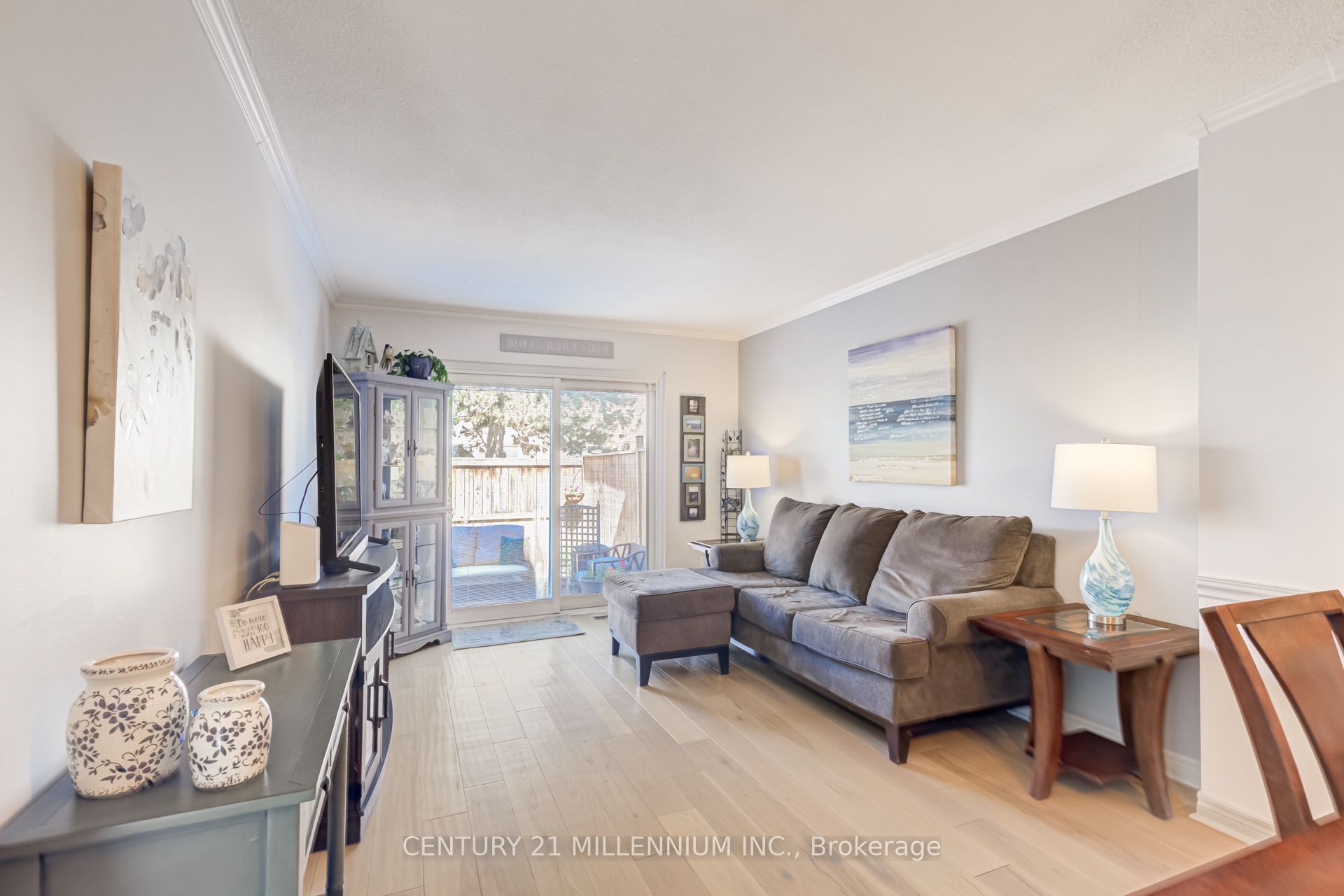 17-17 Craigleigh Crescent, Brampton, ON, L6T 2E3 photo 5