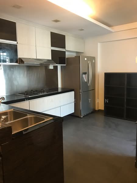 272 Pasir Ris Street 21 photo 2
