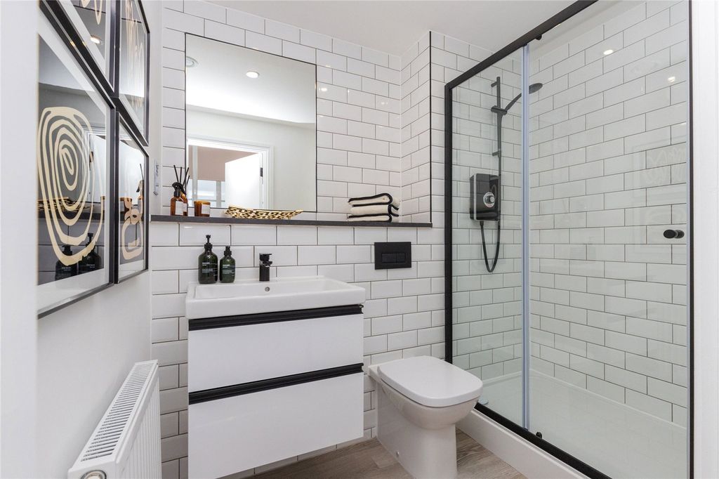 Additional image 10 of 2 bed flat for saleCottonyards, Old Rutherglen Road, New Gorbals, Glasgow G5