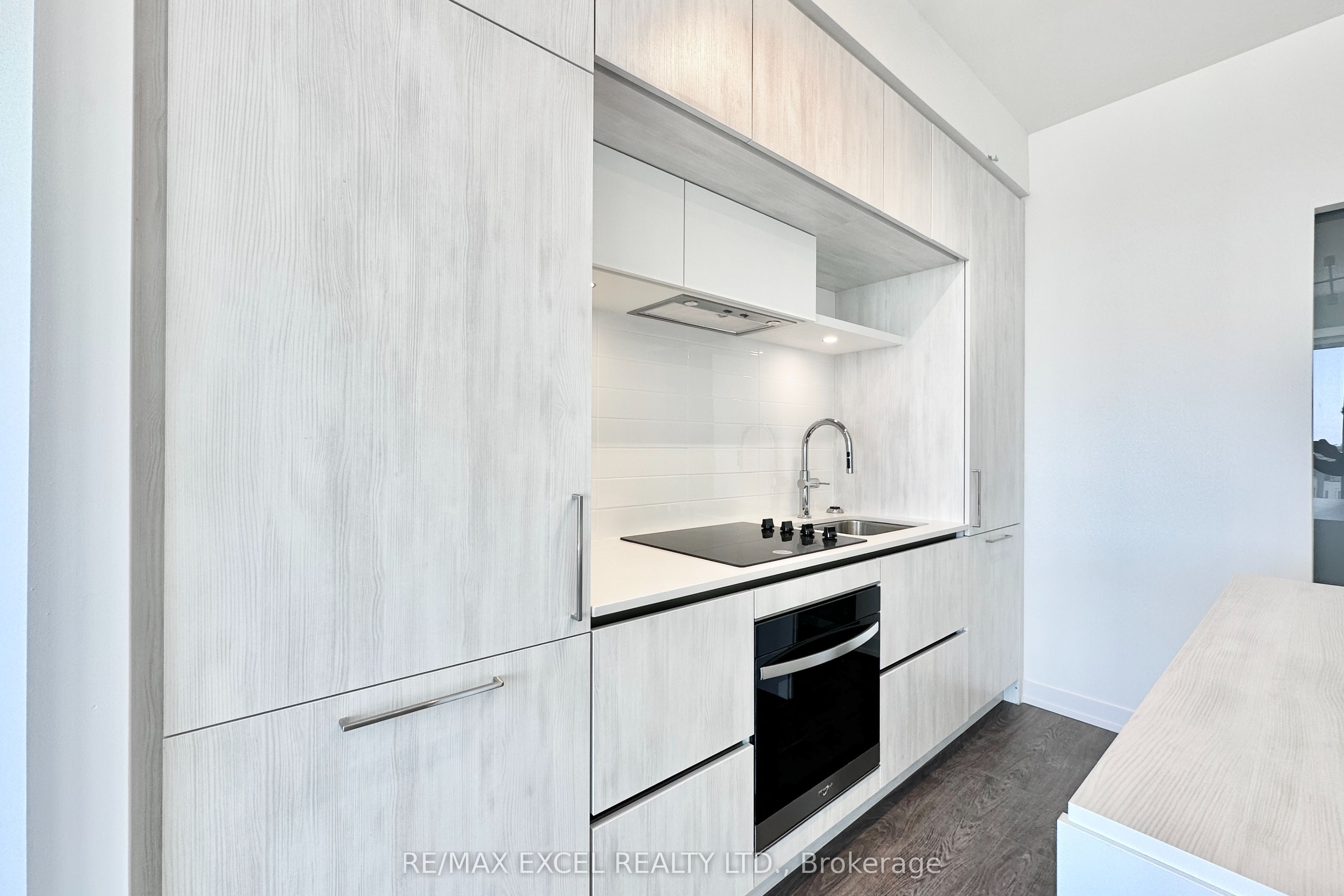 Additional image 5 of 632-2 David Eyer Road, Richmond Hill, ON, L4S 0N6