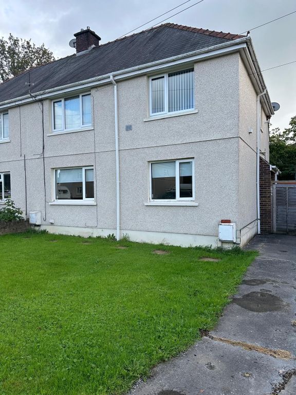 1 bed flat to rentMyddynfych, Ammanford SA15