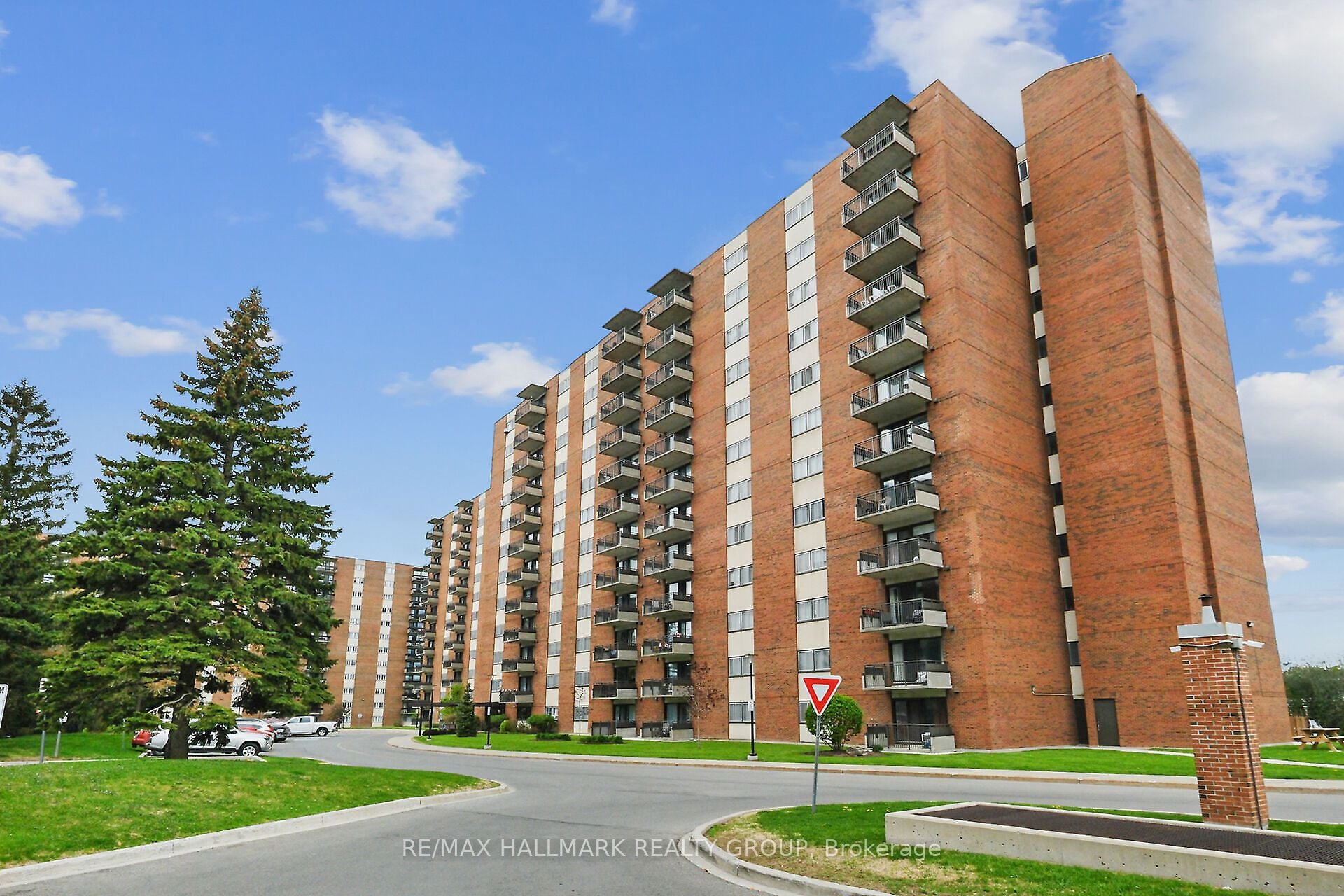 Additional image 2 of 1114-1485 Baseline Road, Ottawa, ON, K2C 3L8