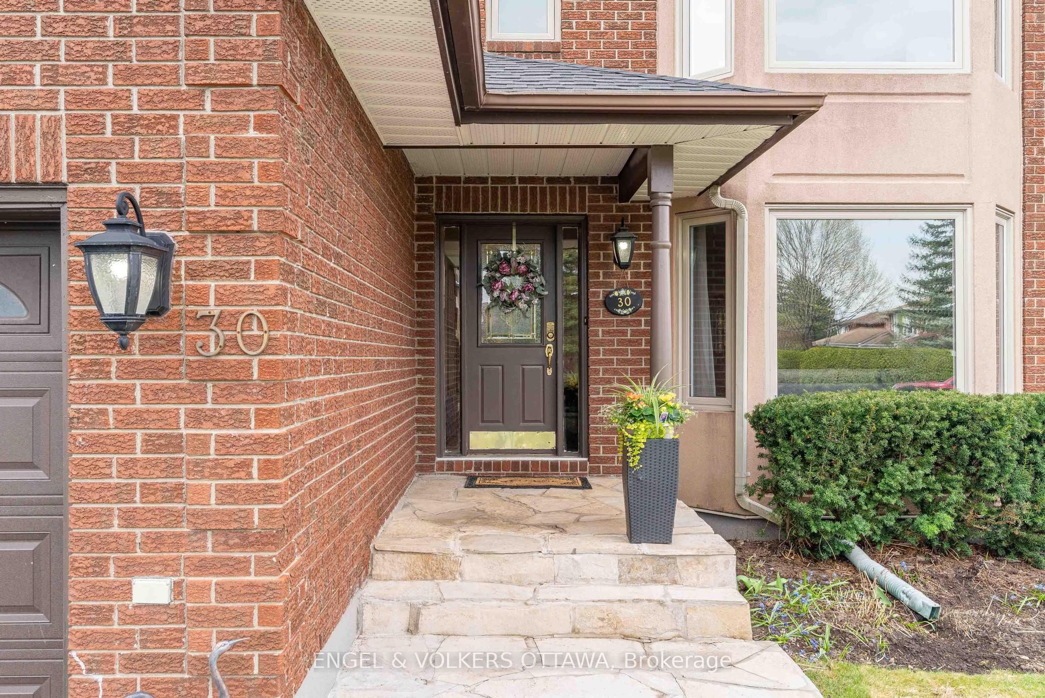 Additional image 2 of 30 Huntings End Avenue, Ottawa, ON, K2M 1R3