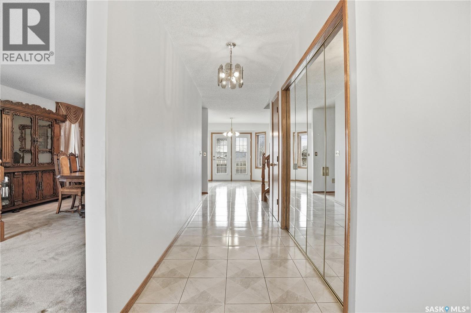 Additional image 4 of 238 S Avenue N, Saskatoon, SK, S7L2Z8