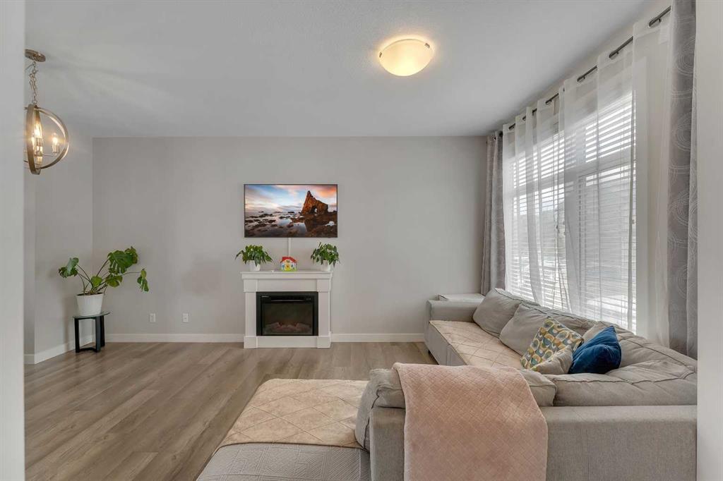 Additional image 3 of 136 Sage Meadows Gardens NW, Calgary, AB, T3P1K2