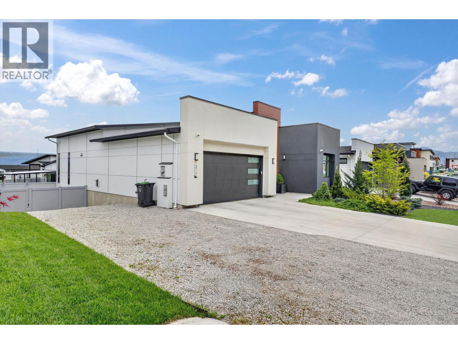 Additional image 4 of 3717 Astoria Drive, West Kelowna, BC, V4T0B1