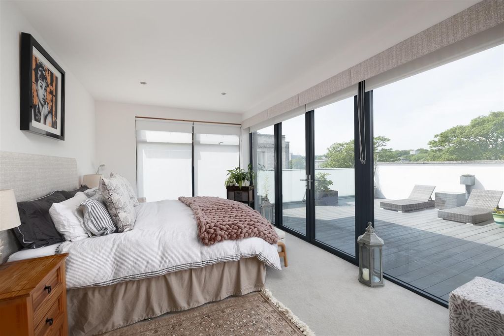 Additional image 14 of 3 bed flat for saleCraigie Drive, Plymouth PL1