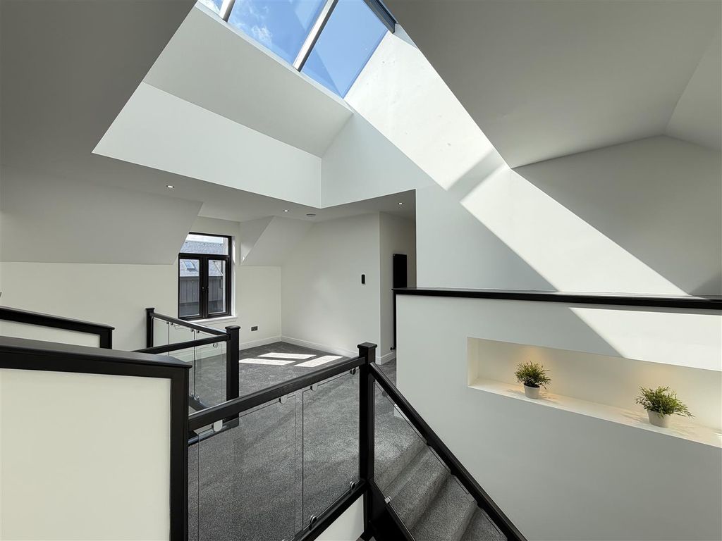 Additional image 7 of 5 bed detached house for saleThorntonhall, Glasgow G74