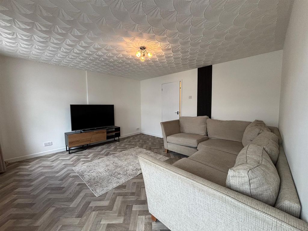Additional image 6 of 2 bed flat to rentHigh Street, Caeharris, Merthyr Tydfil CF48
