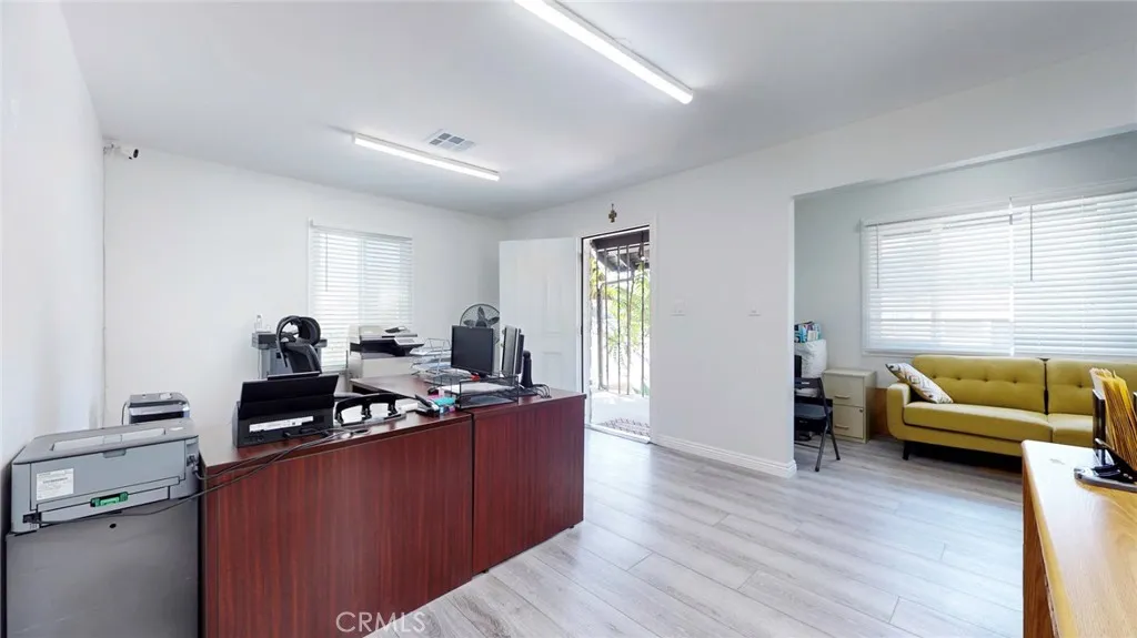 Additional image 10 of 6851 Foothill Boulevard, Tujunga, CA 91042