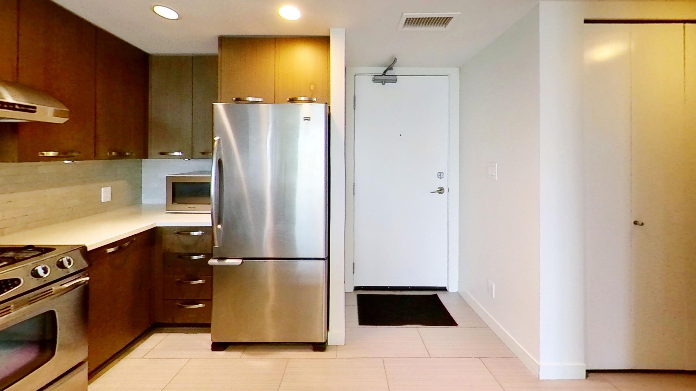 Additional image 3 of 8XX-6888 Cooney Road, Richmond, BC, V6Y 0E1
