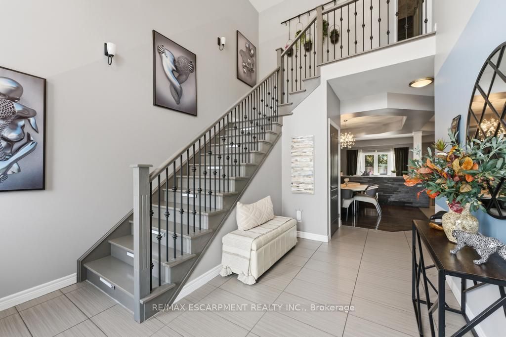 Additional image 3 of 64 Onyx Court, Hamilton, ON, L8W 4A3