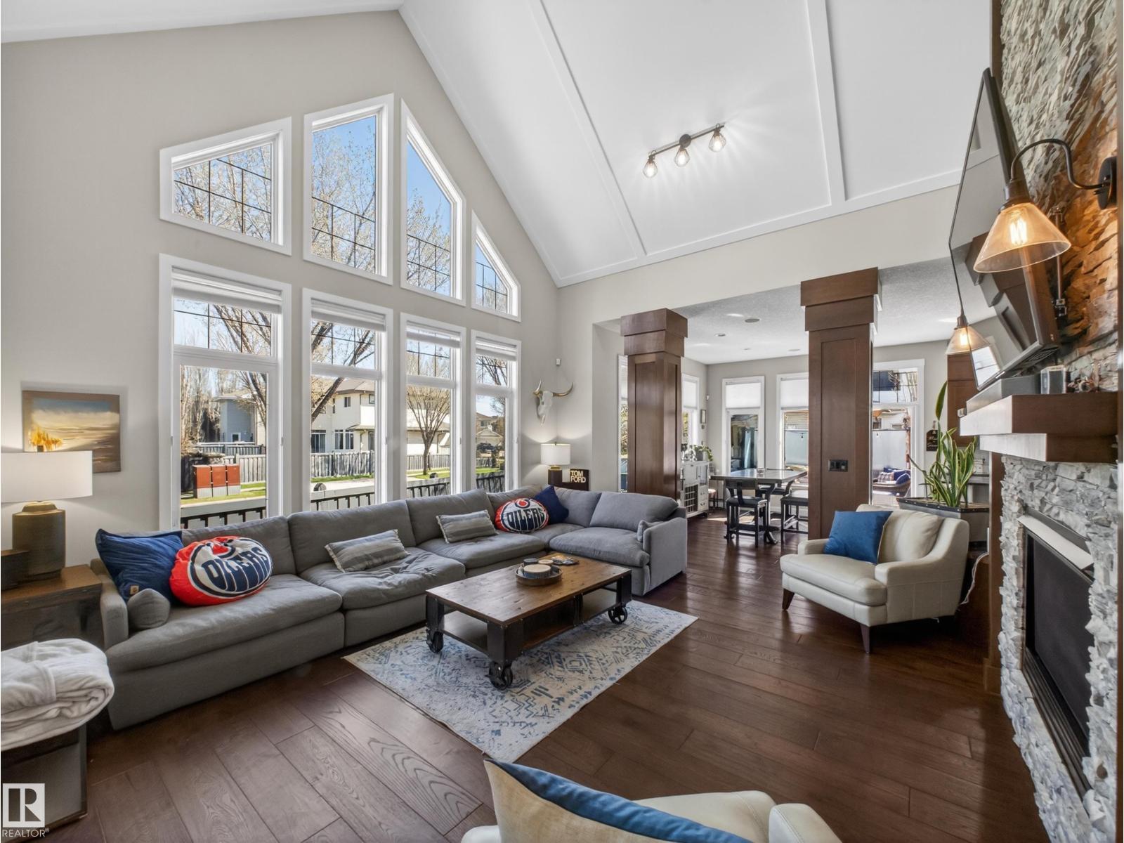 Additional image 2 of 5117 Terwillegar Boulevard NW, Edmonton, AB, T6R3P1