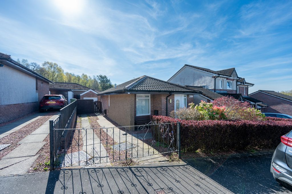2 bed detached bungalow to rentBroomhill Crescent, Alexandria, West Dunbartonshire G83