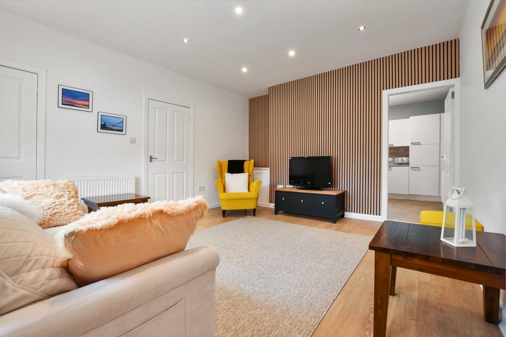 Additional image 2 of 2 bed flat for saleBurns Crescent, Girdle Toll, Irvine KA11