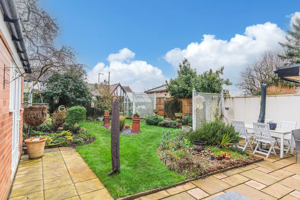 Additional image 22 of 4 bed semi-detached house for saleKing Edward Avenue, Mansfield NG18