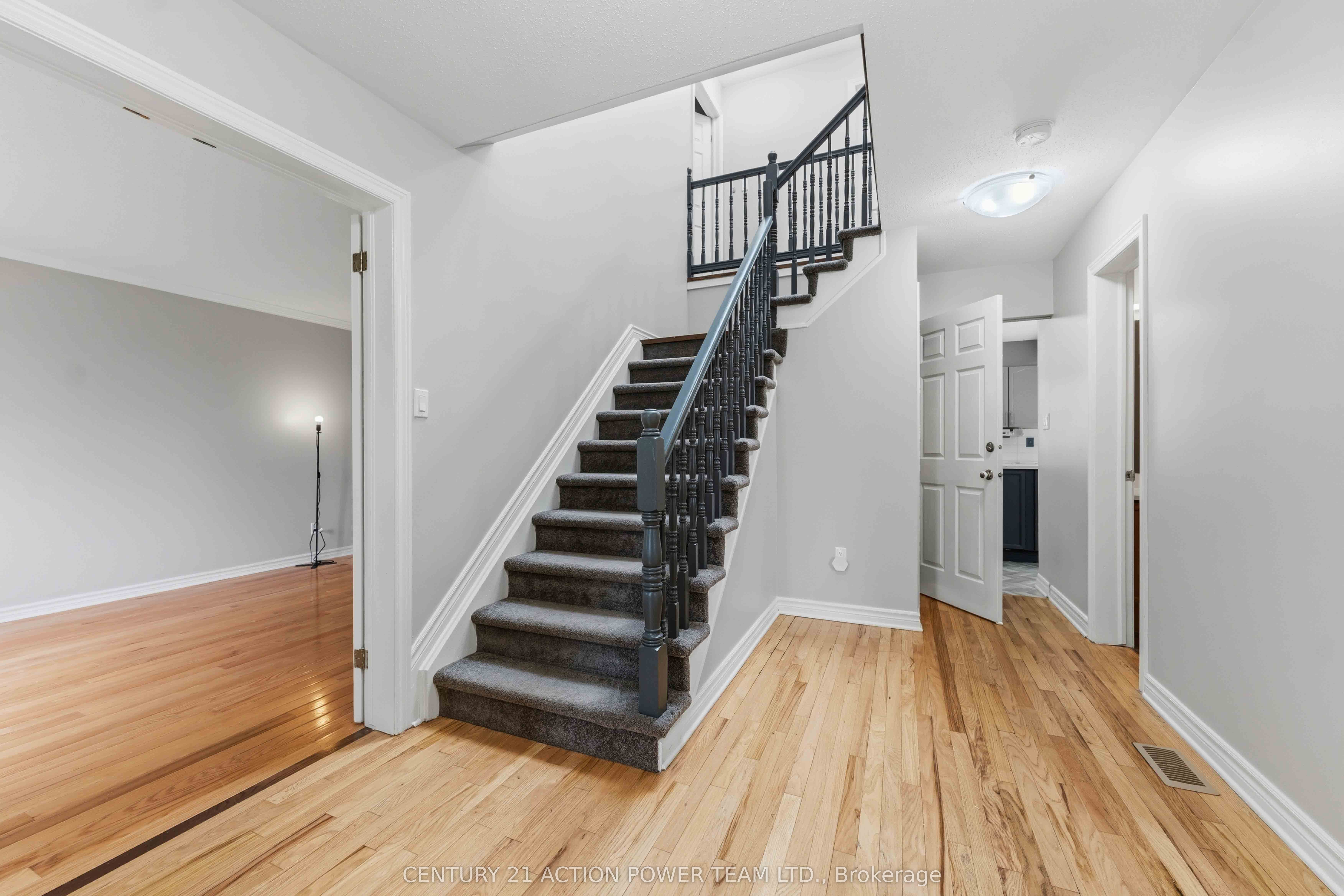 Additional image 4 of 24 Mika Street, Ottawa, ON, K2S 1K8