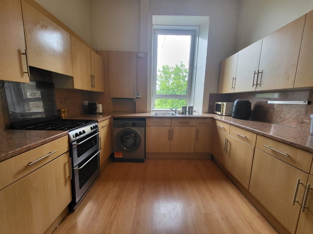 Additional image 3 of 3 bed flat to rentPaisley Road West, Cessnock, Glasgow G51
