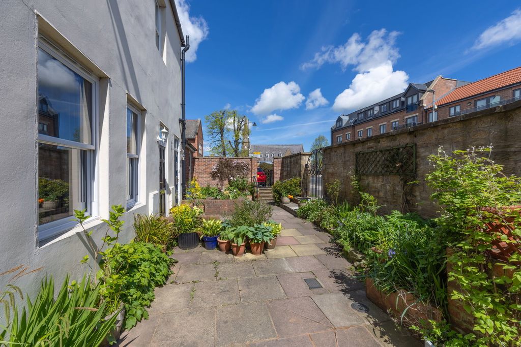 Additional image 15 of 2 bed flat for salePethgate Court, Castle Square, Morpeth NE61