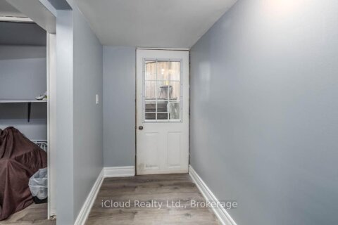 Additional image 8 of (Lower)-225 Wallace Avenue, Toronto, ON, M6H 1V5