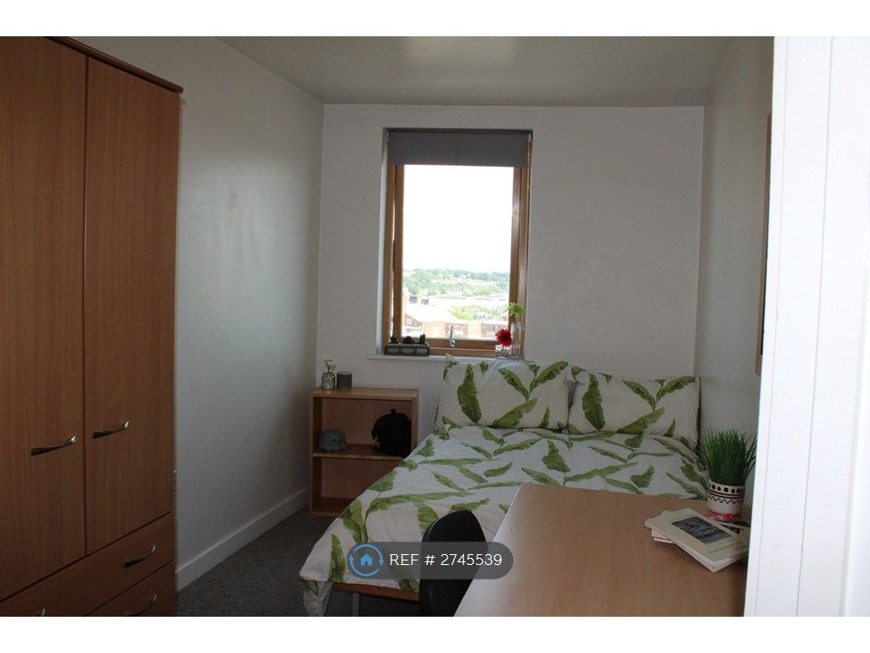 4 bed shared accommodation to rentMulberry Court, Southampton SO14 photo 5