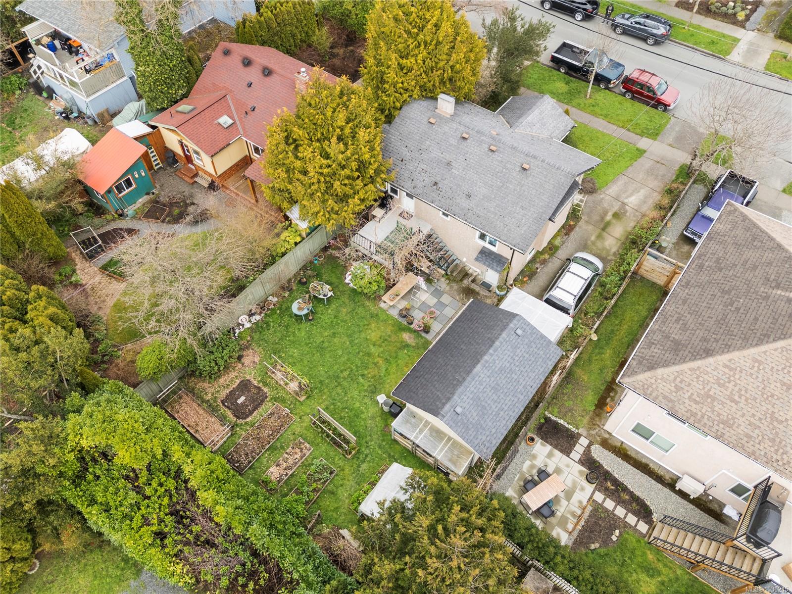 Additional image 3 of 2614 Scott Street, Victoria, BC, V8R 4H9