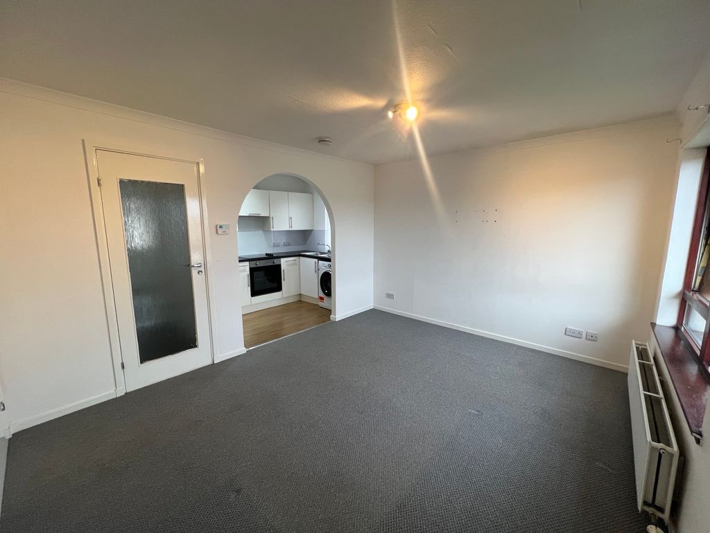 Additional image 2 of 1 bed flat to rentAshgrove Place, Elgin, Moray IV30