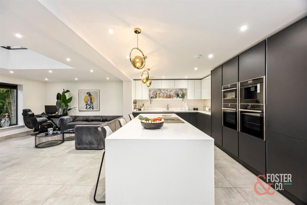 Additional image 6 of 4 bed detached house to rentColebrook Road, Brighton BN1