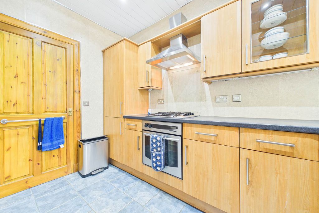 Additional image 8 of 2 bed flat for saleKilnwell Quadrant, Motherwell ML1