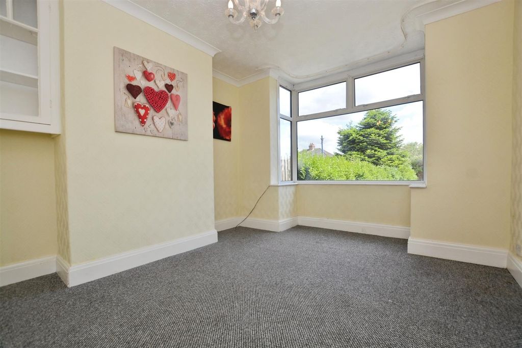 Additional image 6 of 3 bed semi-detached house to rentStockshill Road, Scunthorpe DN16