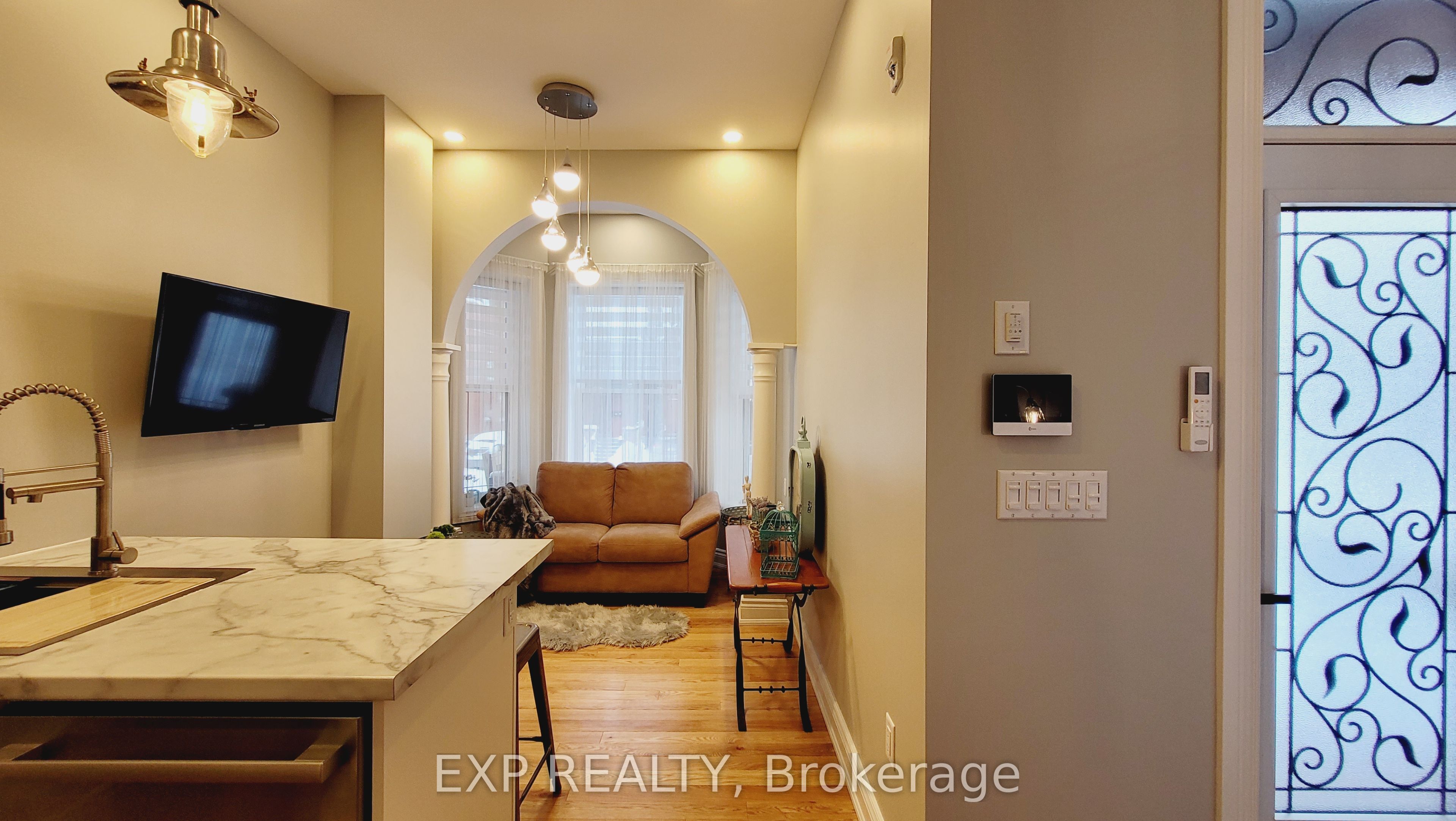 Additional image 2 of 101-157 James Street, Ottawa, ON, K1R 5M4