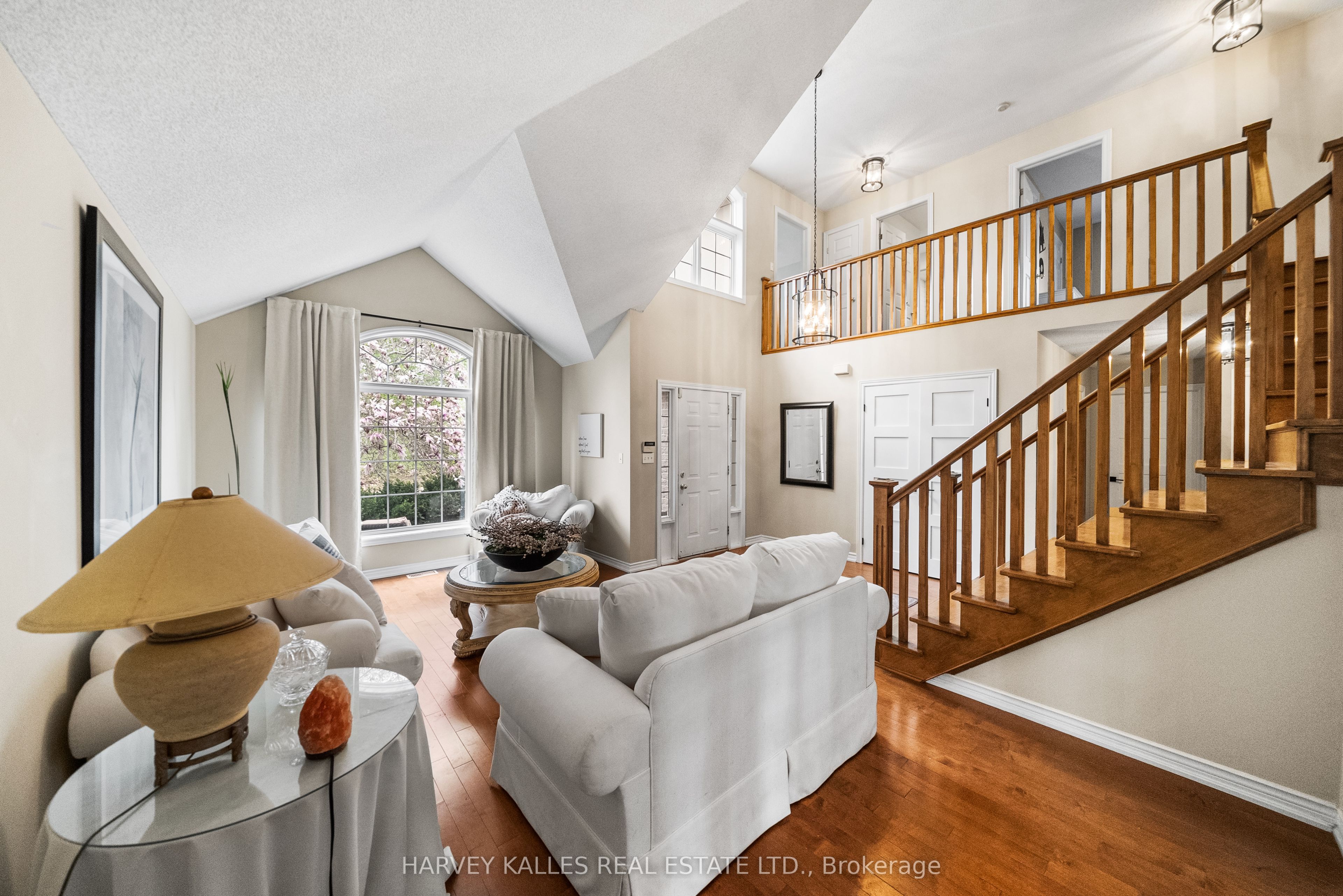 Additional image 3 of 2139 Bushtrail Court, Burlington, ON, L7M 4B2