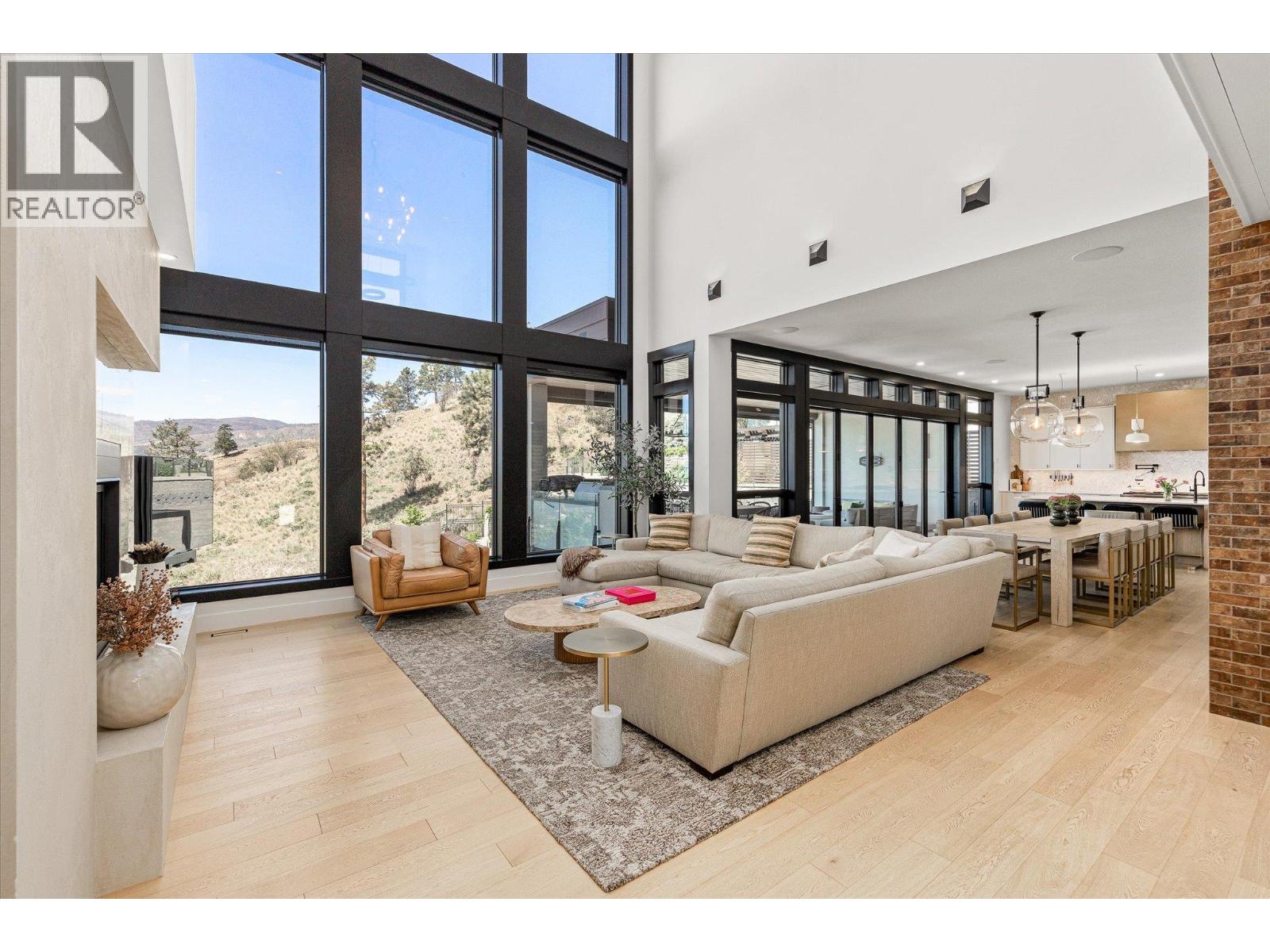 Additional image 3 of 752 Highpointe Place, Kelowna, BC, V1V2Y3