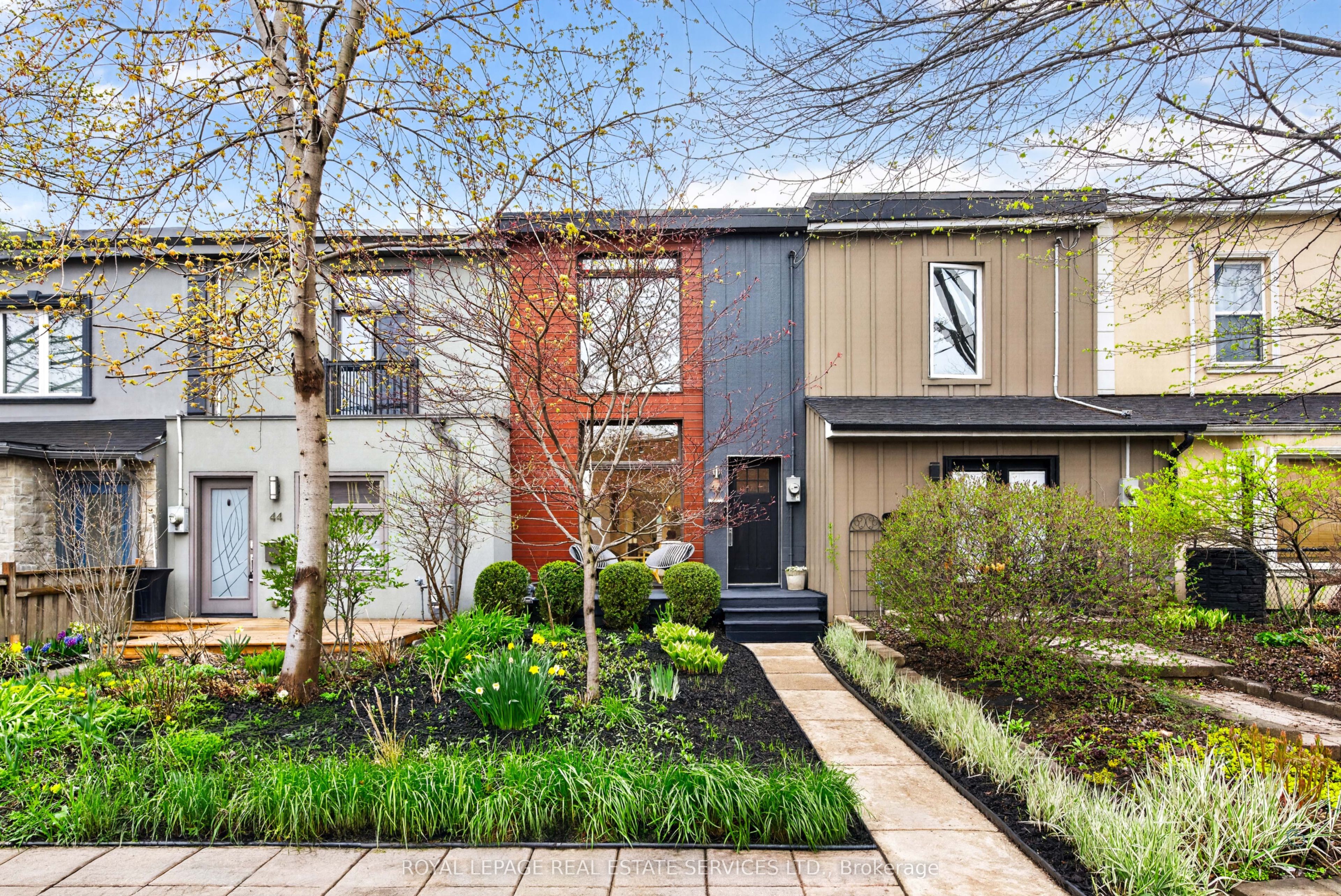 46 Logan Avenue, Toronto, ON, M4M 2M8