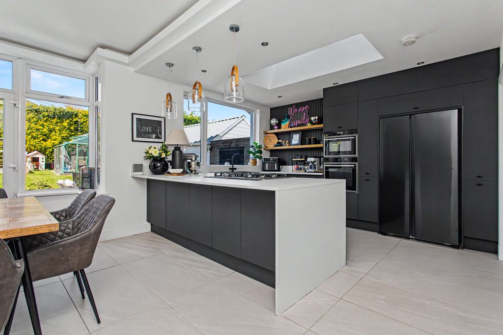 Additional image 4 of 4 bed detached bungalow for sale245 Glasgow Road, Paisley PA1