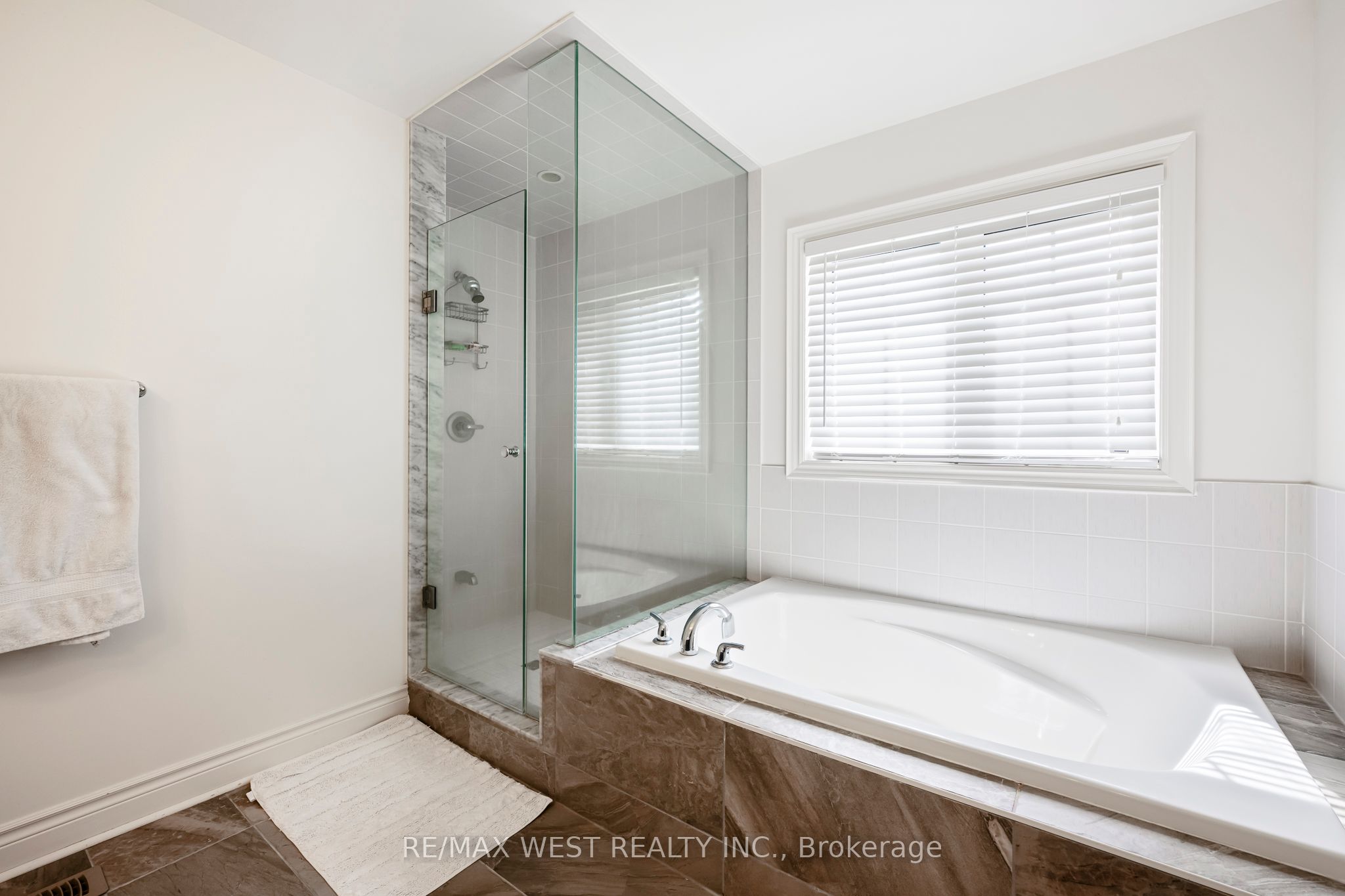 Additional image 6 of 10 Stonegate Avenue, Mono, ON, L9W 5K6