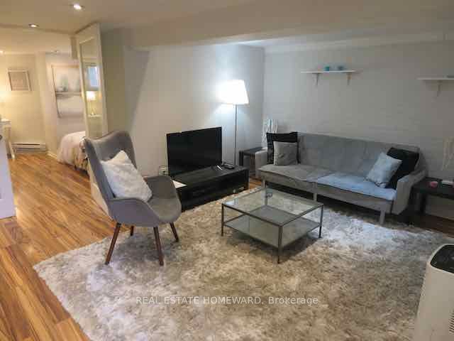 175 Euclid Avenue, Toronto, ON, M6J 2J8
