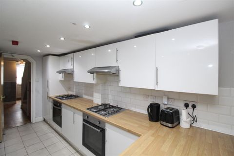 Merthyr Street, Cathays, Cardiff CF24, Room to rent