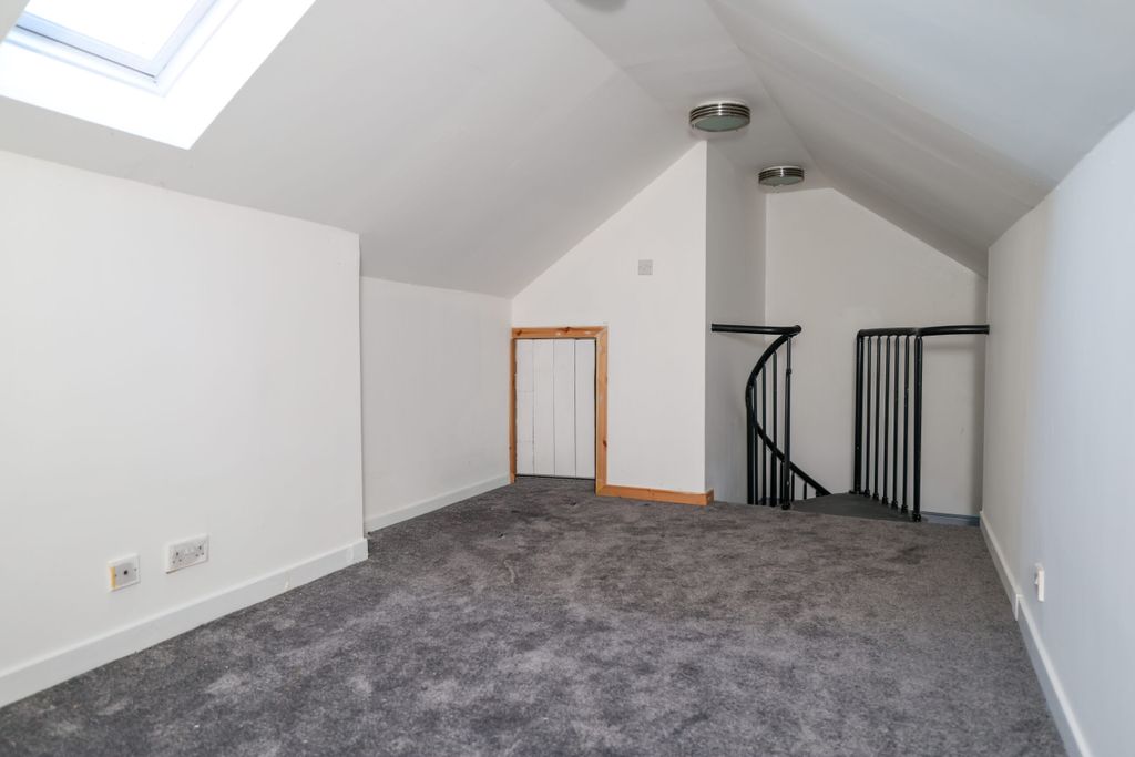 Additional image 18 of 2 bed flat for saleHigh Street, Maybole KA19