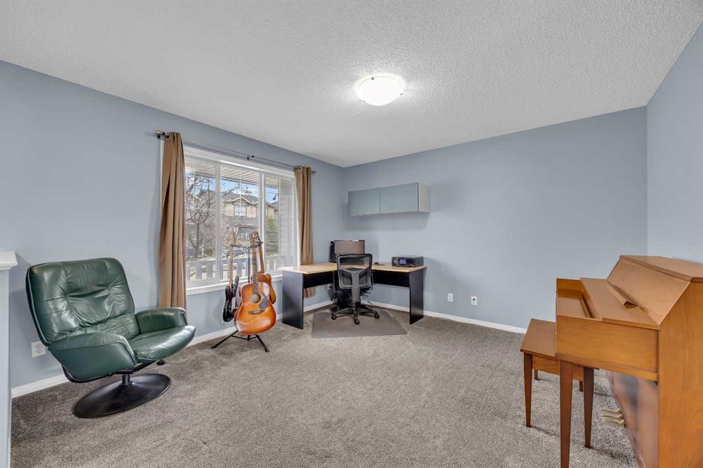 Additional image 6 of 122 Bridlecrest Manor SW, Calgary, AB, T2Y 4Y3