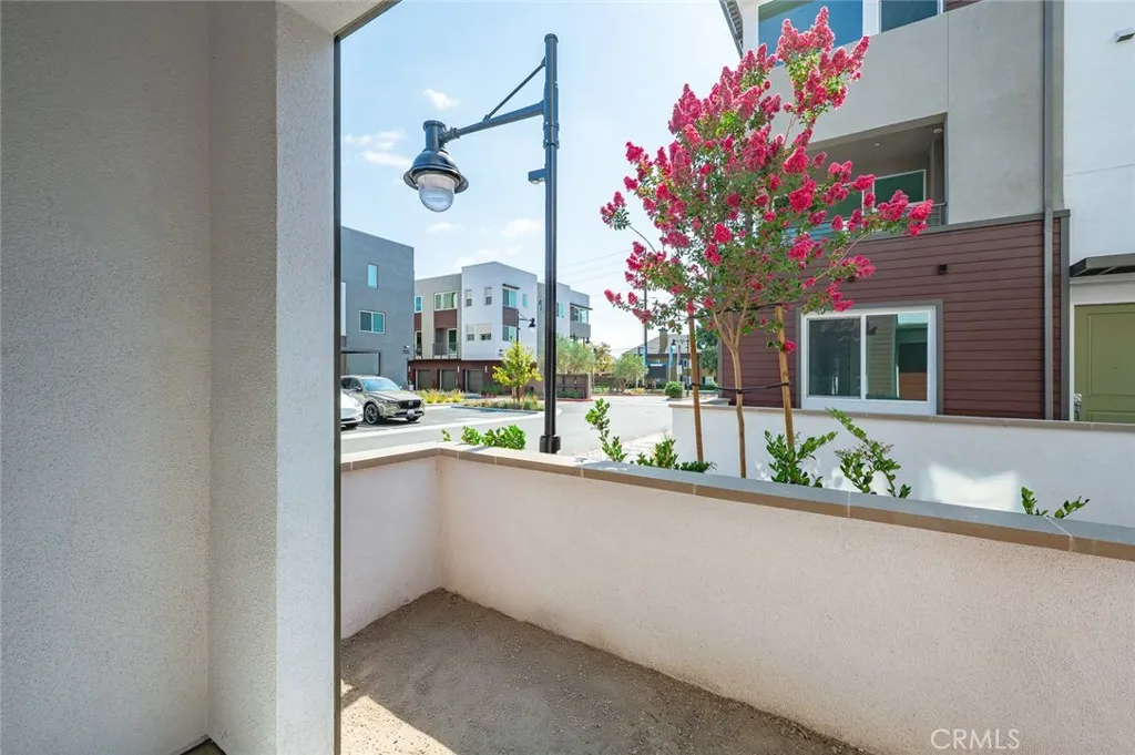 Additional image 26 of 609 S Lyon Street, Santa Ana, CA 92705