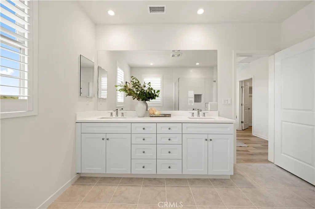 Additional image 79 of 222 Ashby, Irvine, CA 92618