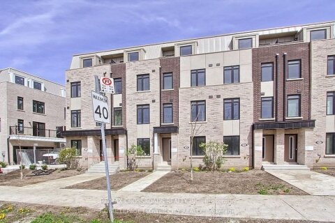 Additional image 8 of 98 Bartley Drive, Toronto, ON, M4A 0A9