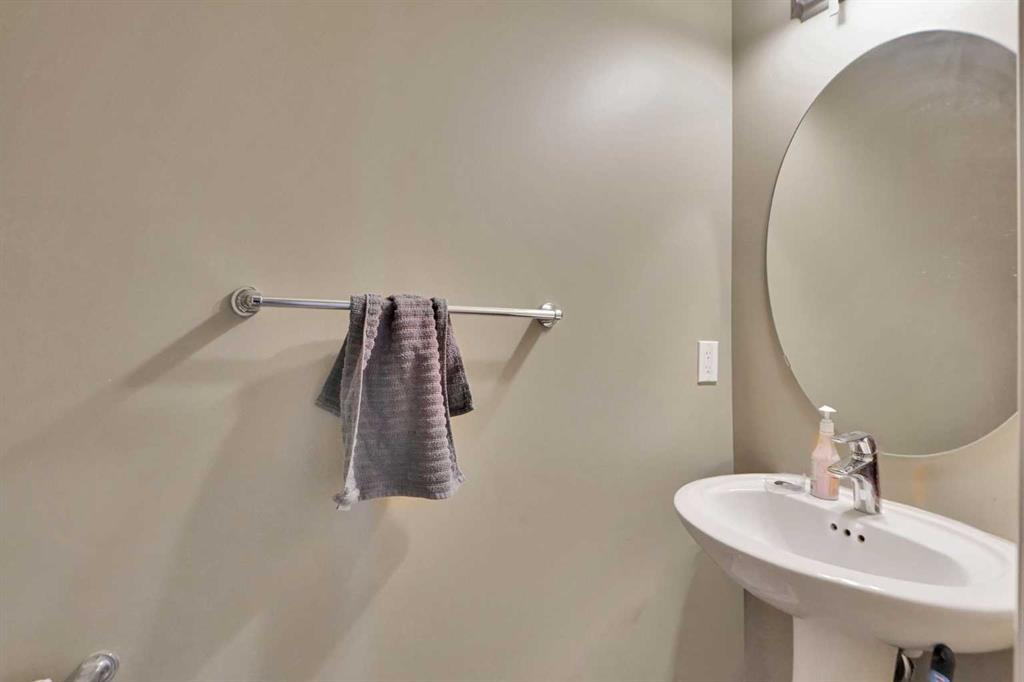 Additional image 6 of 46 Mahogany Passage SE, Calgary, AB, T3M 2K5