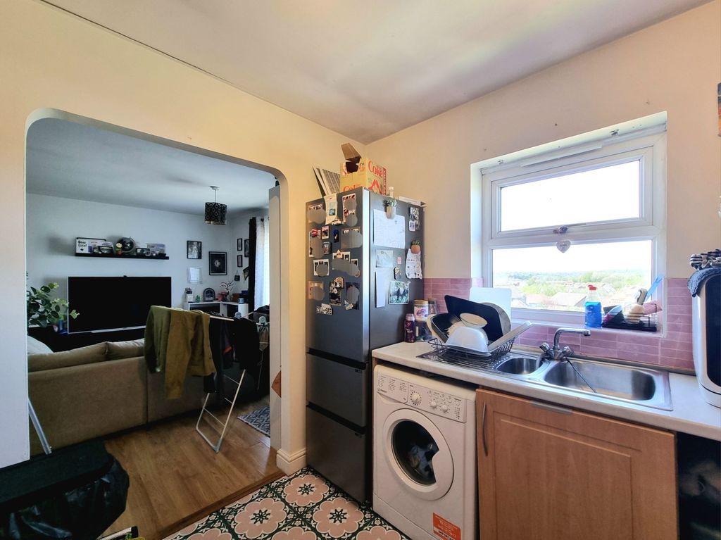 Additional image 10 of 2 bed flat for saleMaes Dewi Pritchard, Brackla CF31