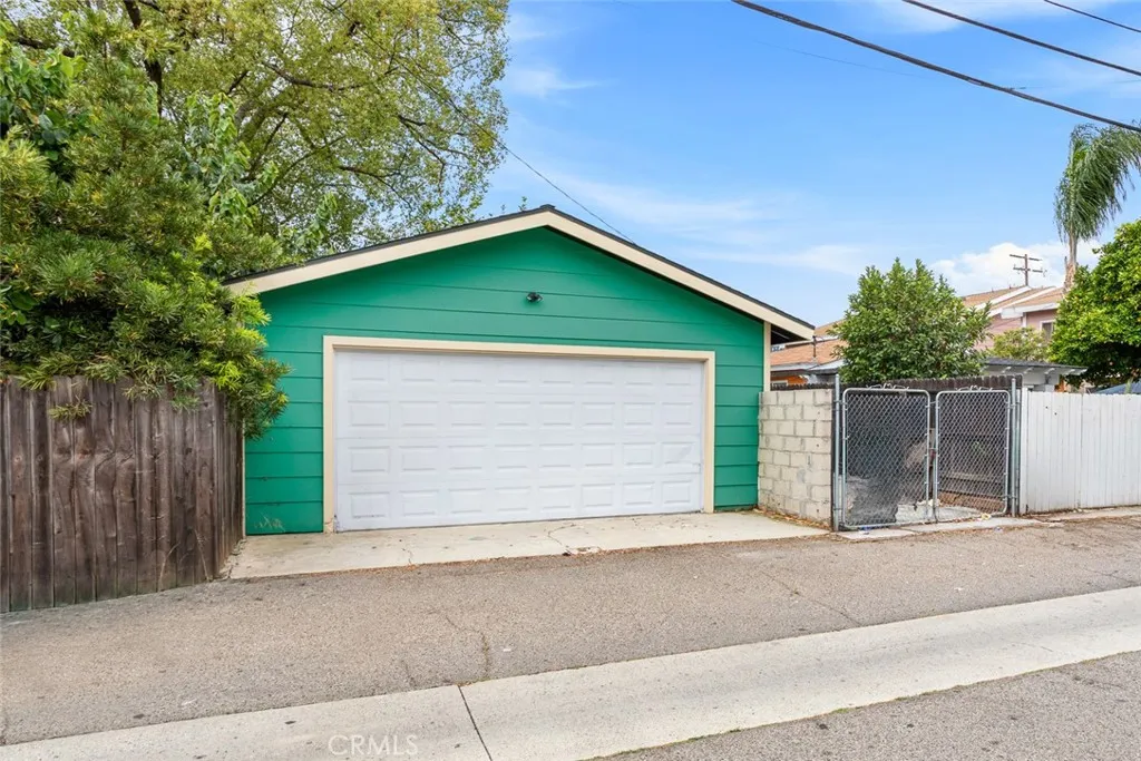 Additional image 20 of 402 S Olive St, Anaheim, CA 92805