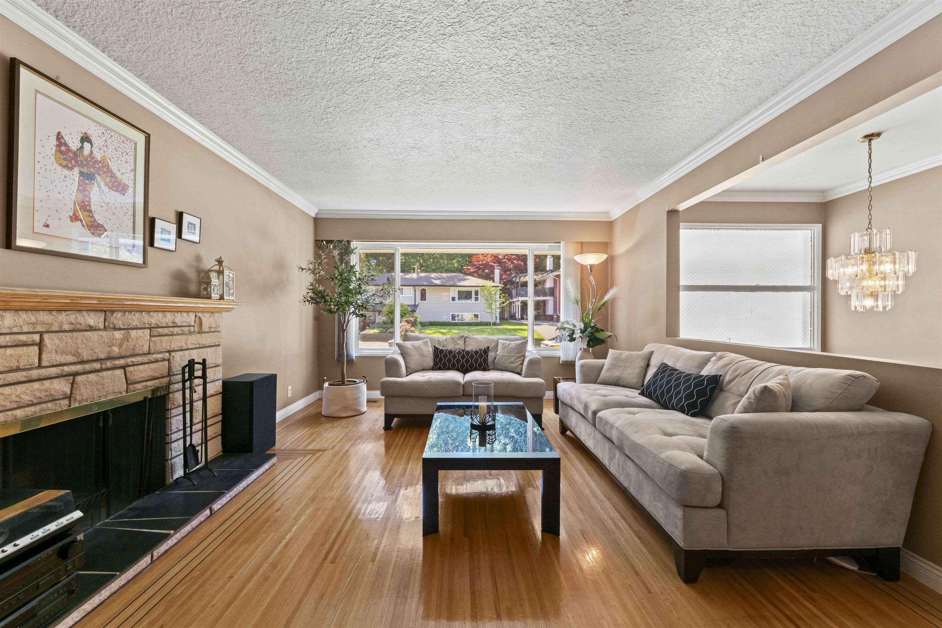 Additional image 4 of 924 Garrow Drive, Port Moody, BC, V3H 1H9